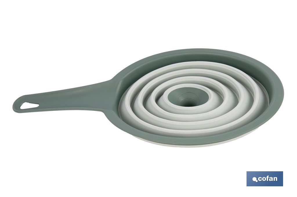 Pack of collapsible funnel and strainer with handle and 0.6-litre capacity | Colour: green | Space saving and easy storage - Cofan
