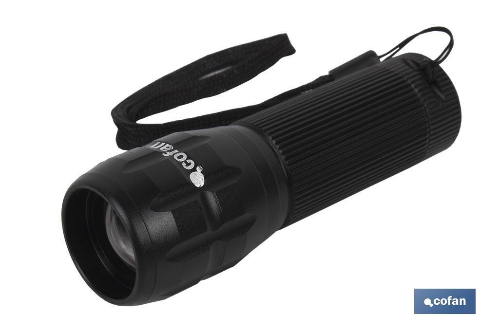 Lanterna Alumínio LED ZOOM 3,7 x 12cm - Cofan