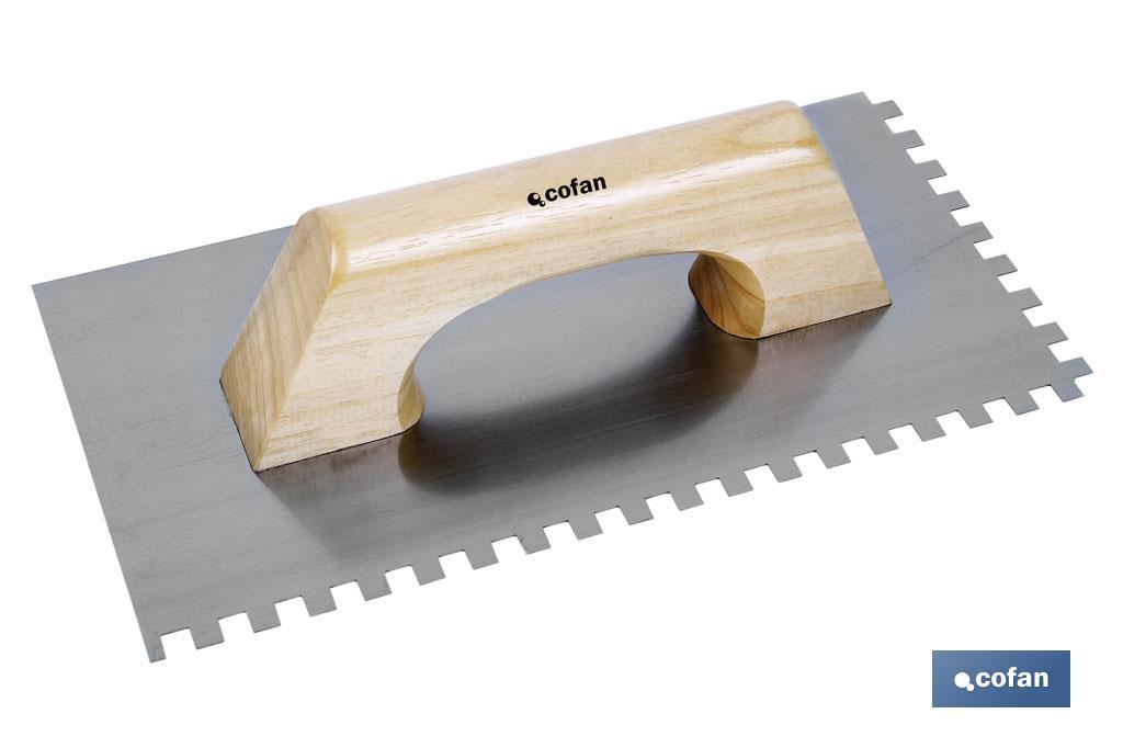 Frattazzo dentellato | Dimensioni: 275 x 115 mm | Dentellatura: 8 x 8 mm | Per l’edilizia | Manico di legno - Cofan