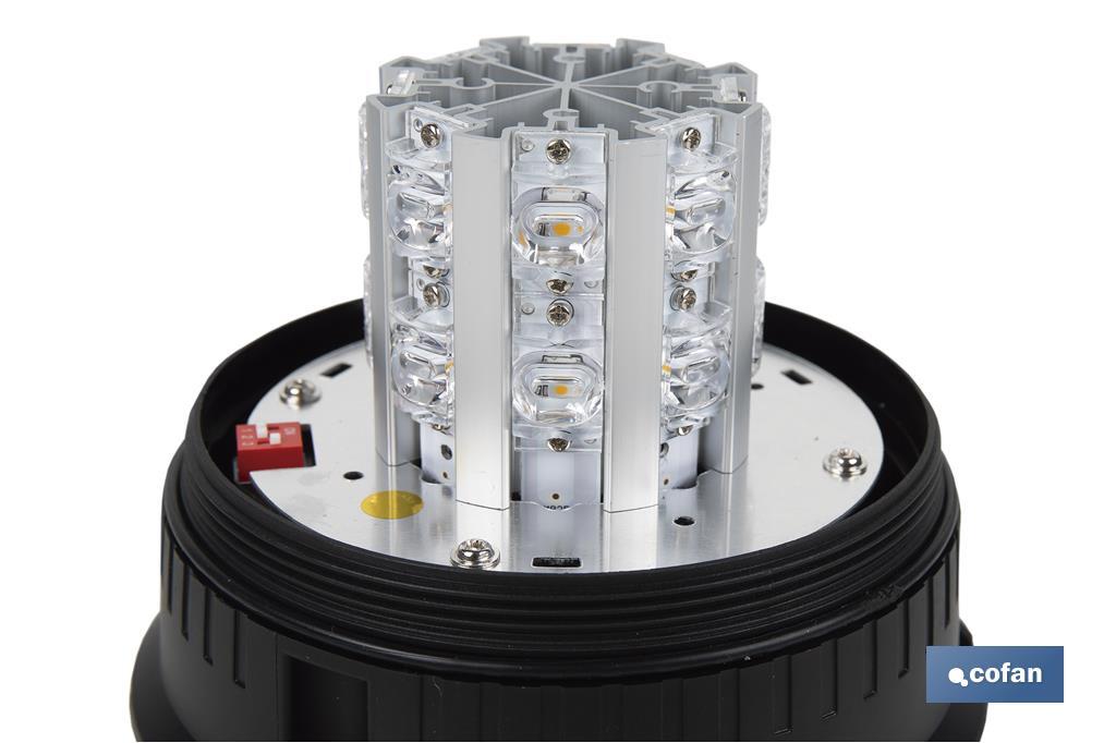Pirilampo luz led intermitente laranja | Classe 1 | Homologação ECE R65 | Para suporte com íman ou com parafuso 12/24 V | Classificação de proteção IP: IP66 - Cofan