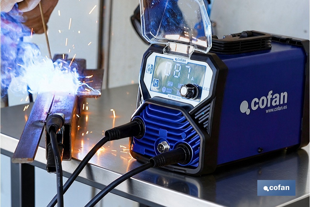 Soldador Inverter Multiproceso MIG/MMA/TIG 120A | Ligero y compacto, Protección O.H. | Kit de accesorios incluido - Cofan