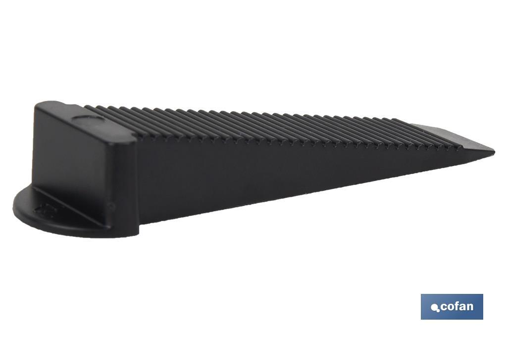 Cales de nivellement réutilisables pour obtenir une surface parfaitement nivelée | Dimensions : 80 x 17 x 14 mm - Cofan