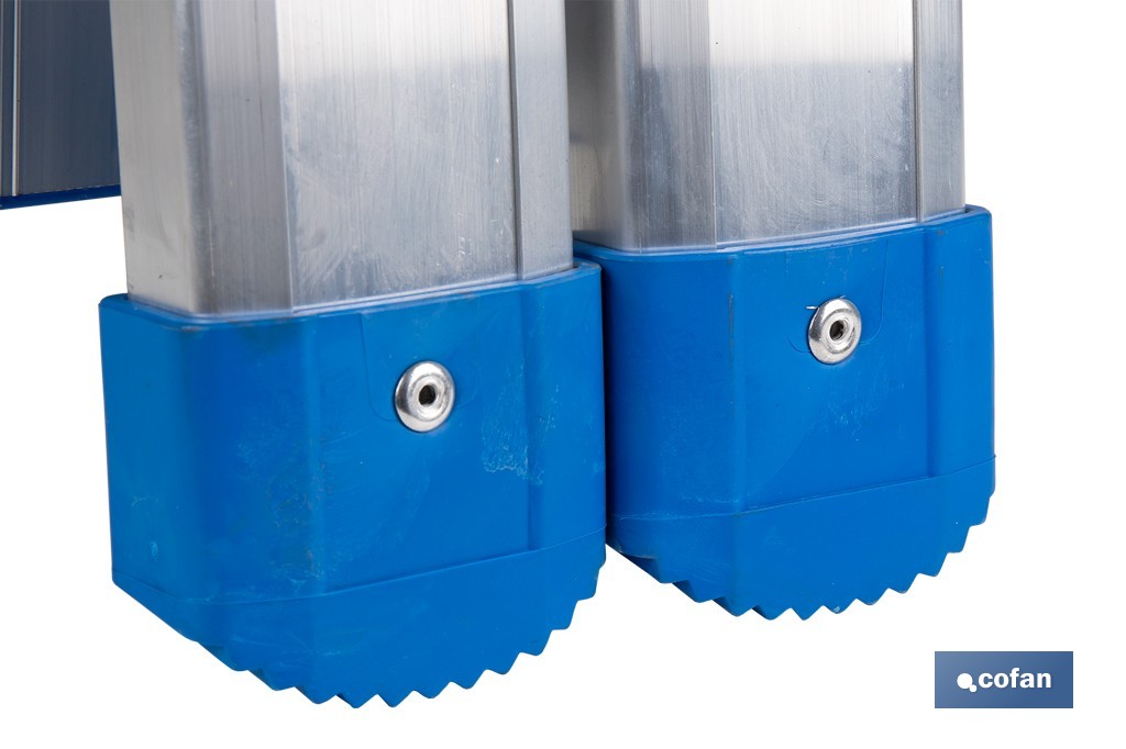 Escada Plus Multifunções fabricada em Alumínio | Com diferentes medidas e degraus | Norma EN 131 e 150 kg. - Cofan