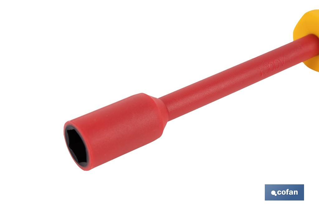 Destornillador de vaso hexagonal aislado modelo Gripforce | Conforme a IEC 60900 y GS | Disponible en diferentes tamaños - Cofan