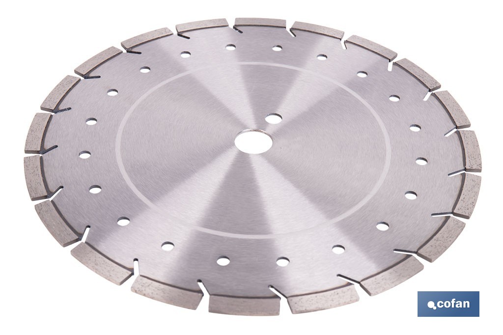 Diamond disc for old concrete and asphalt - Cofan