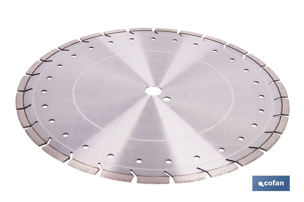 Diamond disc for old concrete and asphalt - Cofan
