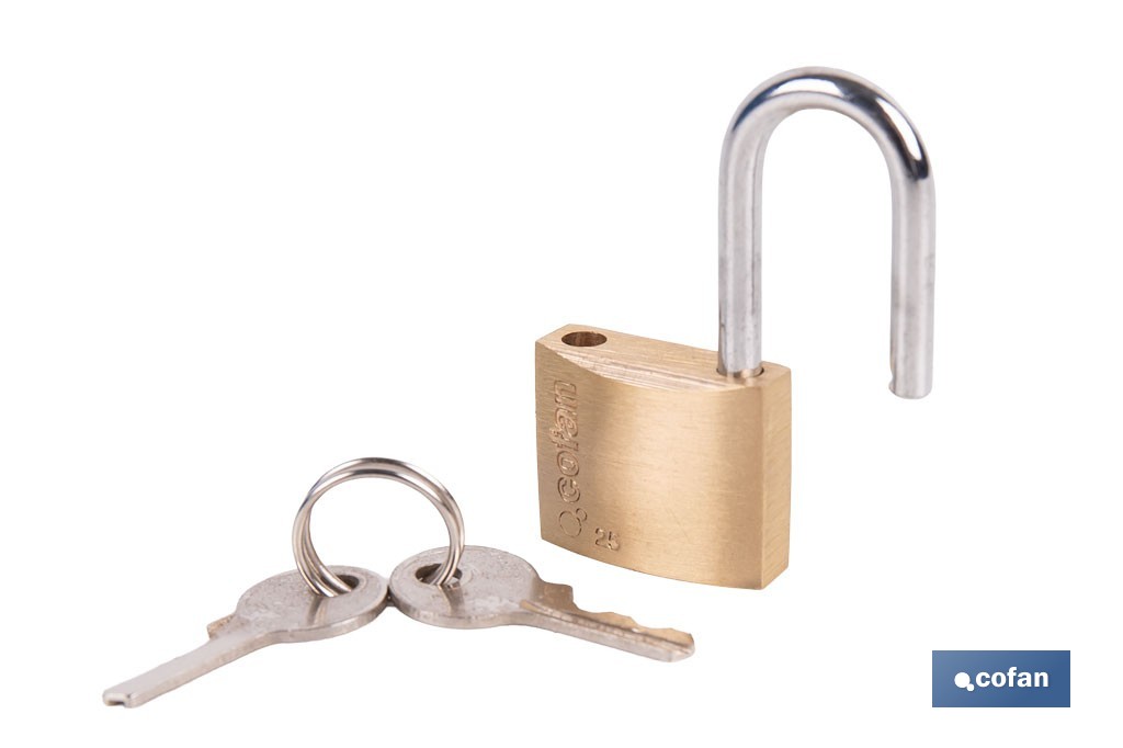 Candado de Latón Arco Largo Quality Plus - Cofan