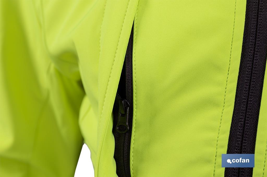 High visibility softshell jacket | Available sizes from S to XXXL | Yellow and black - Cofan