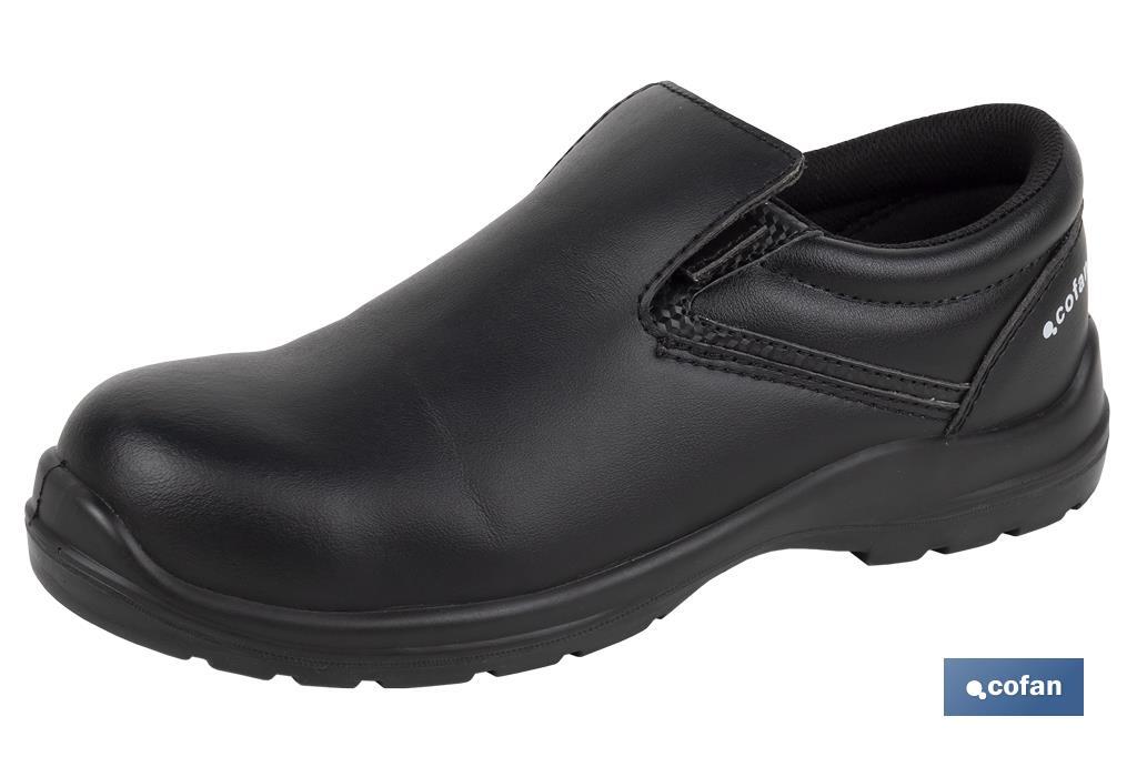 Mocasín de Seguridad S2 SRC | Tallas desde la 35 a la 47 en Color Negro | Zapato de Trabajo Modelo Black Fox - Cofan