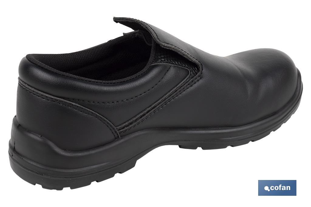 Mocassin de Sécurité S2 SRC | Pointures du 35 au 47 en Couleur Noire | Chaussures de Travail Modèle Black Fox - Cofan