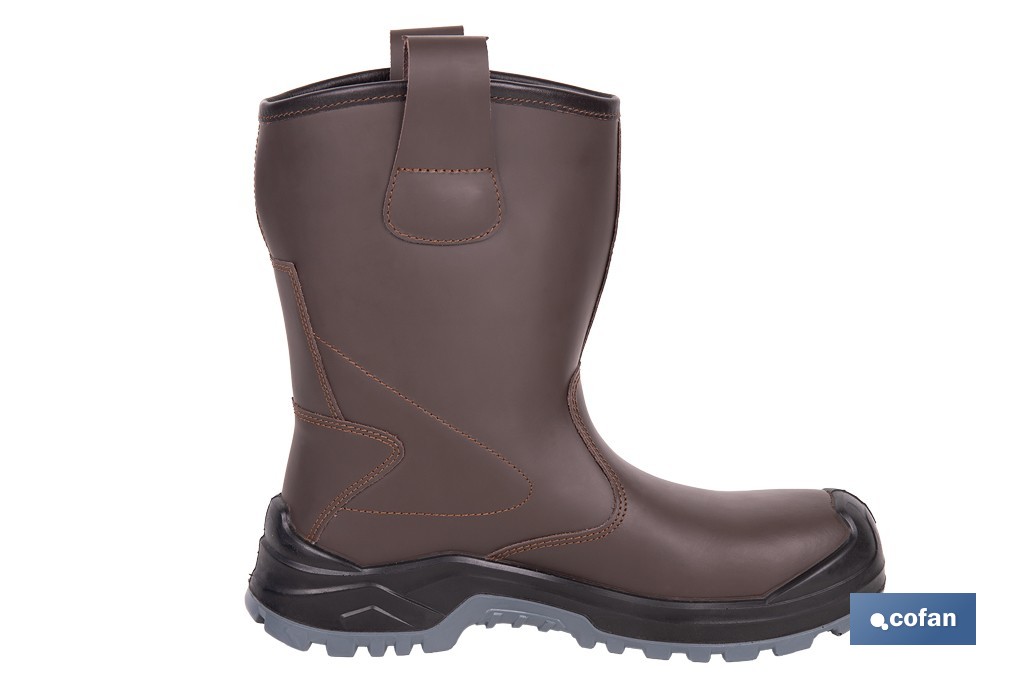 Botas de seguridad Megan Pro con forro de borreguito | Puntera de composite y suela antideslizante | Disponible desde la talla 37 hasta la 47 - Cofan