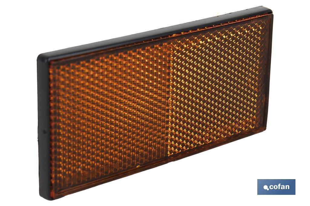 Catadióptrico rectangular con adhesivo para poner en vehículos | Medidas: 106 x 50 mm | Disponible en 3 colores - Cofan