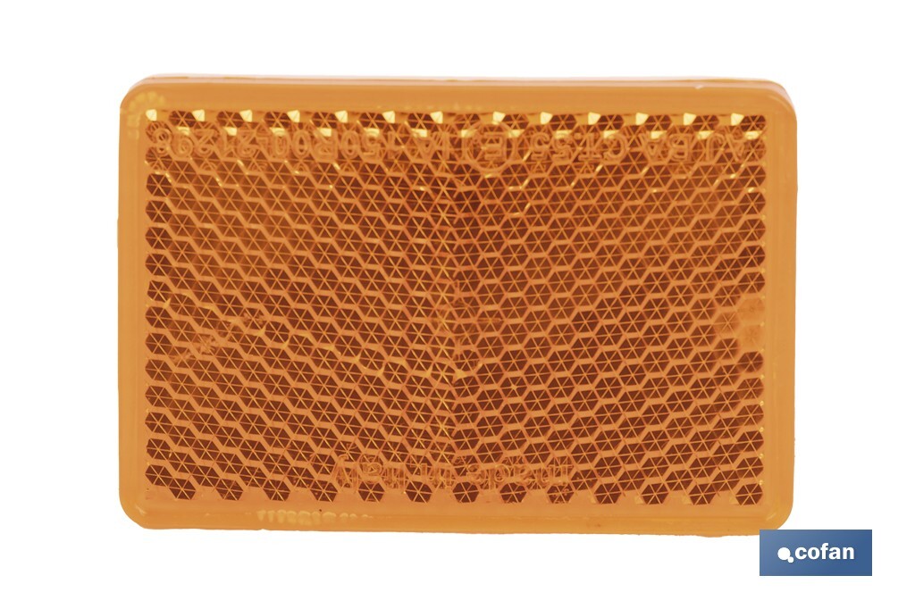 Adhesive rectangular reflector | Approved product | Available in 3 different colours | Size: 56 x 39 mm - Cofan