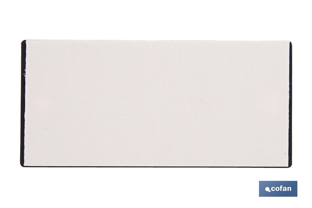 Rectangular reflector with 2 holes and adhesive backing | Screws not included | Approved product | Available in 3 different colours | Size: 106 x 50 mm - Cofan