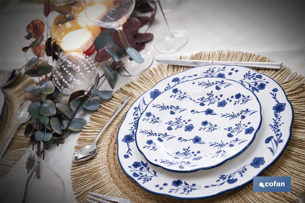 Vajilla de porcelana con flores azules | Set de 18 piezas | Adecuado para 6 personas | Apta para lavavajillas, microondas y horno - Cofan