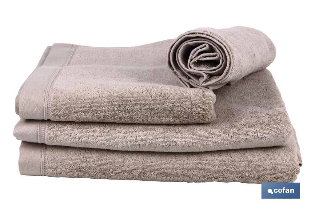 Drap de douche | Modèle Abisinia | Couleur Beige | 100 % Coton | Grammage 580 g/m² | Dimensions 70 x 140 cm - Cofan