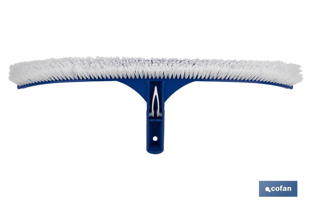 Escova Curva para Piscinas | Medida da escova 45 cm - Cofan