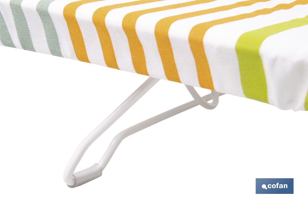 Tabla de planchar de sobremesa | Compacta y ligera | Ideal para viajes y espacios reducidos | Superficie de planchado: 74 x 33 cm - Cofan