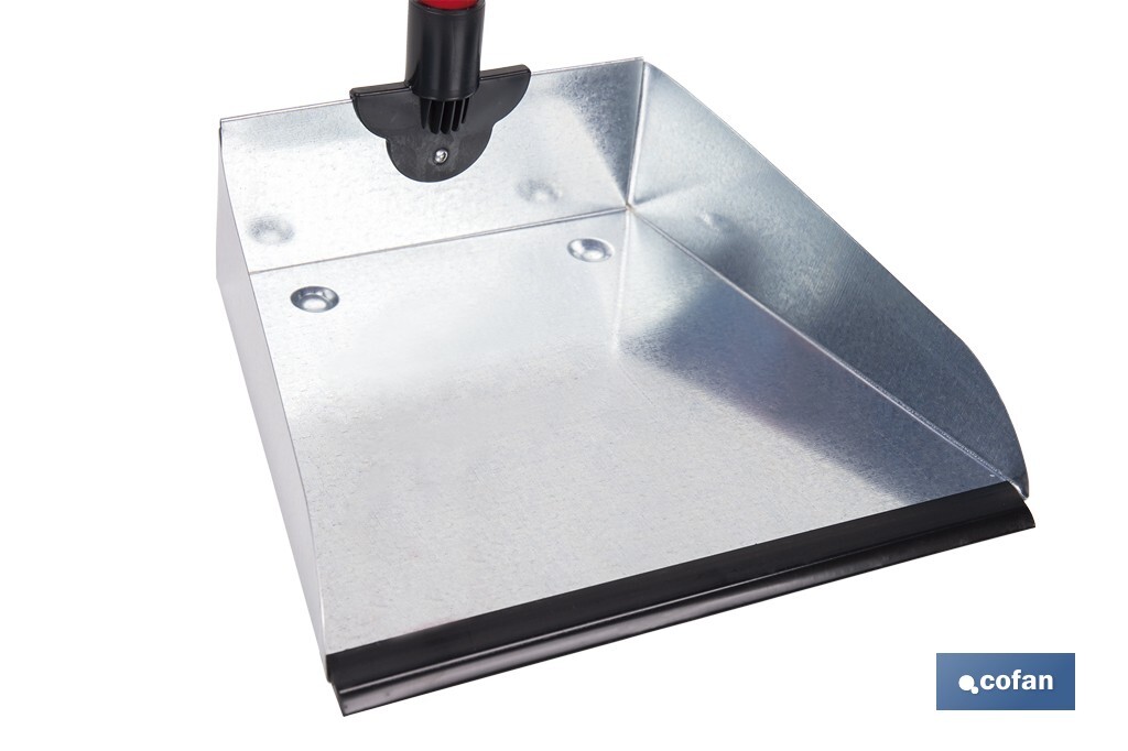 Pelle à poussière en métal | Tôle galvanisée | Manche fileté inclus | Durabilité et nettoyage professionnel | Dimensions : 83 x 24 cm - Cofan