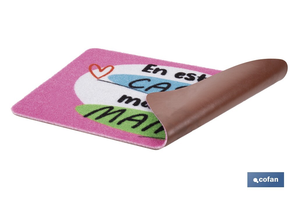 Felpudo entrada "En esta casa manda mamá" | Adecuado para interior y exterior | Material resistente | Base antideslizante | Medidas: 40 x 60 cm - Cofan