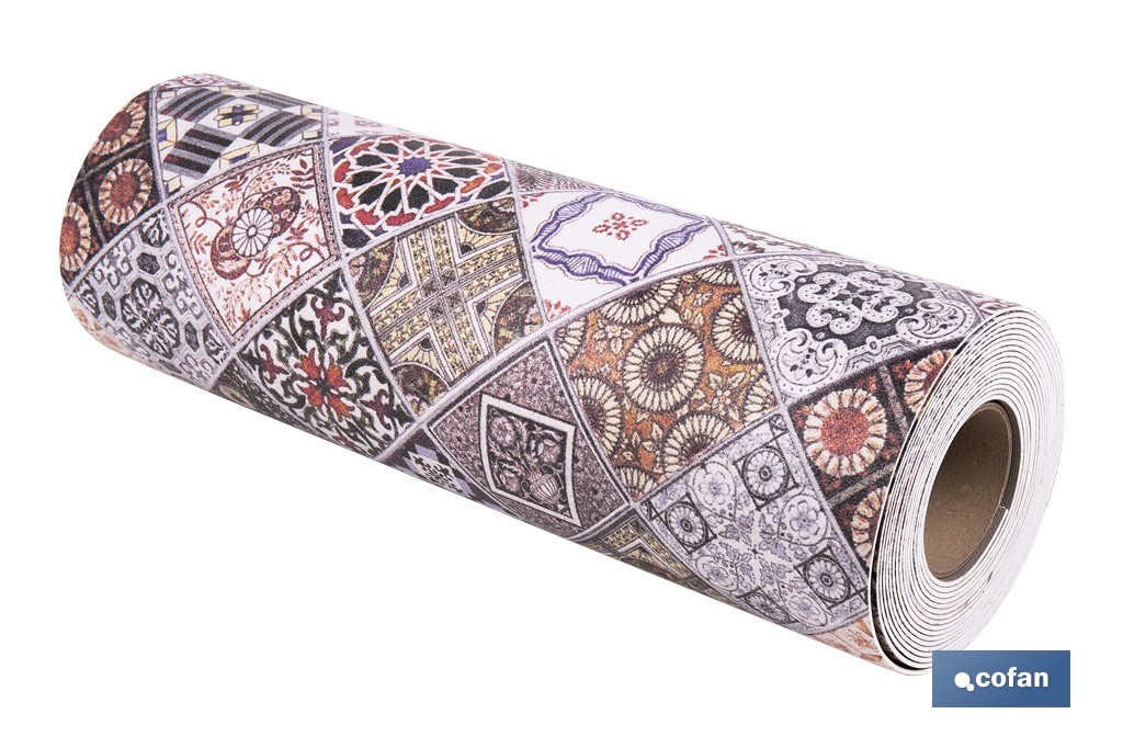 Rollo de alfombra vinílica semirrígida de impresión digital: Azulejos geométricos de colores | Resistente para suelos interiores y exteriores cubiertos - Cofan