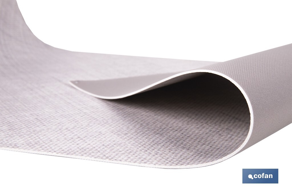 Rollo de alfombra vinílica semirrígida de impresión digital | Estampado jaspeado en gris claro | Resistente para suelos interiores y exteriores cubiertos - Cofan