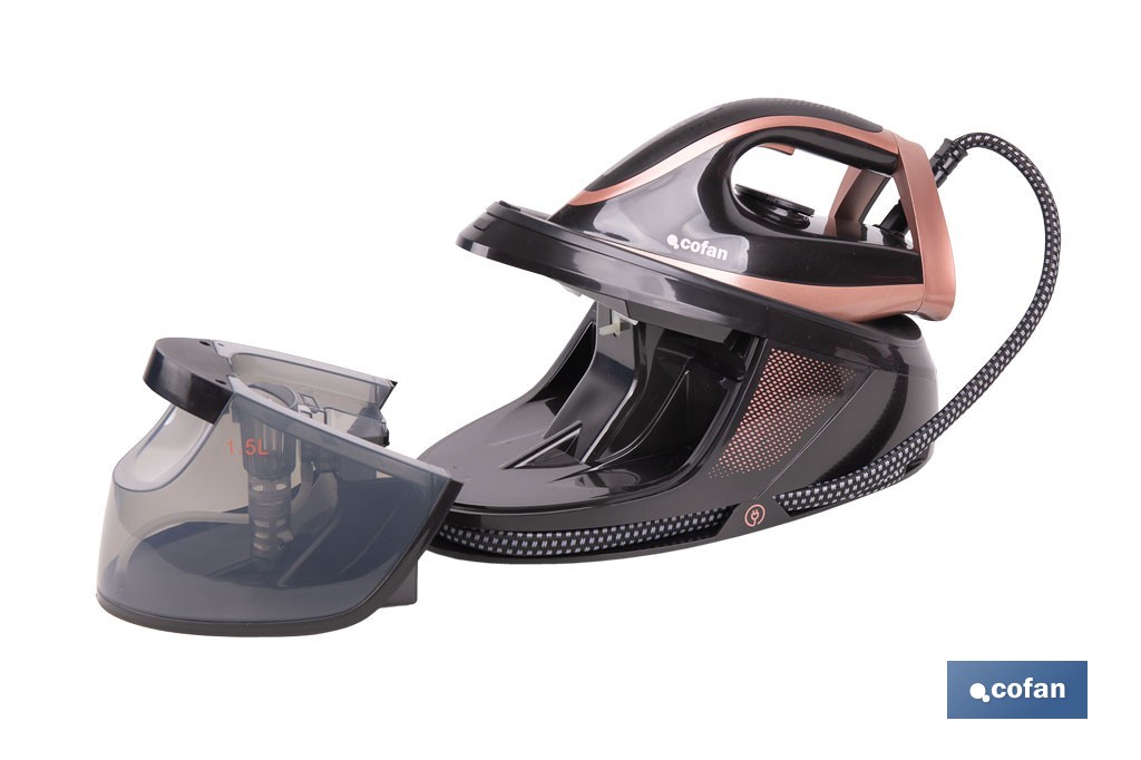 Centro de planchado con depósito de agua extraíble 1,5 litros | Potencia: 3100 W y 8 bares | Suela de cerámica y función de autolimpieza - Cofan