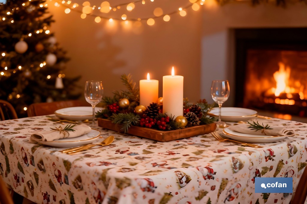 Rollo de mantel resinado antimanchas con Árboles de Navidad y regalos | Materiales: 75 % algodón y 25 % poliéster | Diseño navideño, fácil de limpiar - Cofan