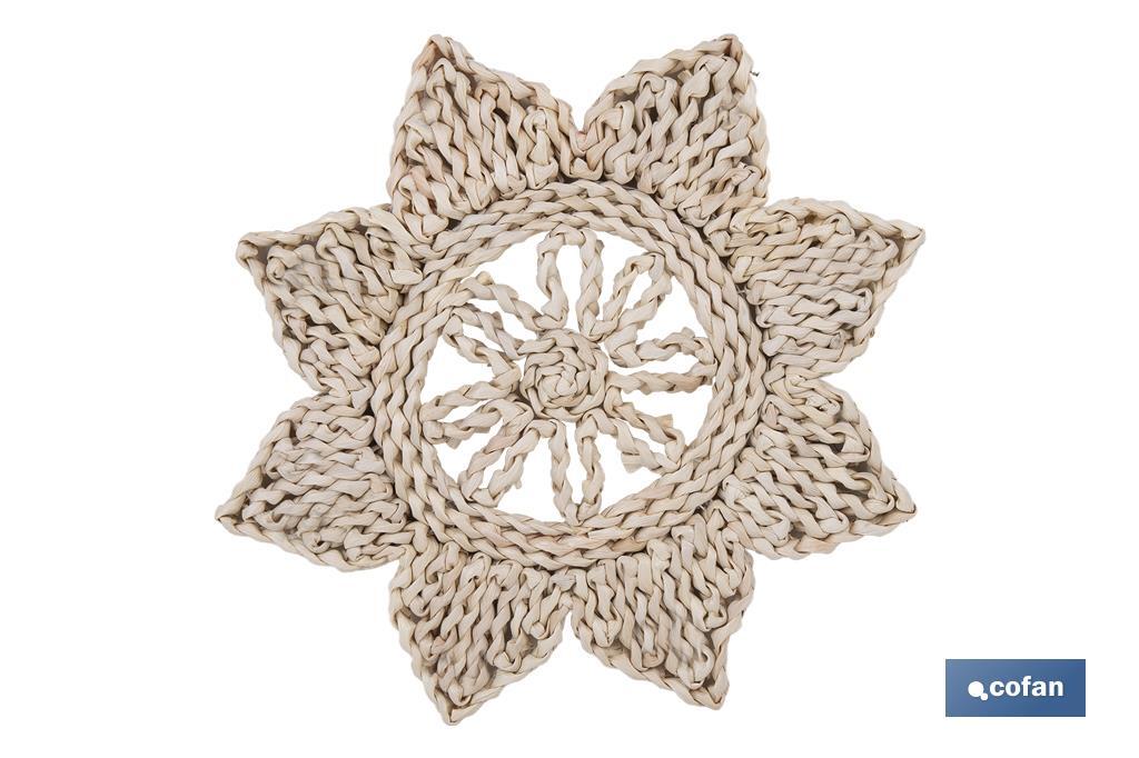 Bajoplatos en forma de estrella | Packs de 6 unidades de salvamanteles individuales | Material: fibra natural | Diámetro: 30 cm | Decoración única y protección para la mesa - Cofan