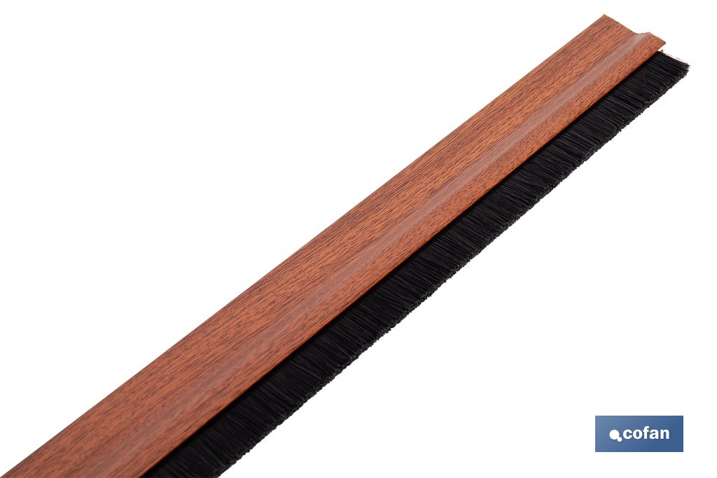 Burlete adhesivo de aluminio con cepillo | Longitud de 92 cm | Disponible en diferentes acabados - Cofan