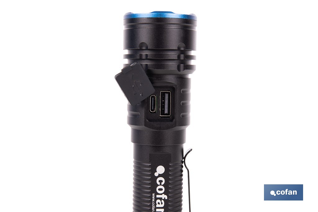 Linterna LED de alta potencia (2000 lm) y 150 m de alcance. 5 funciones y base magnética - Cofan