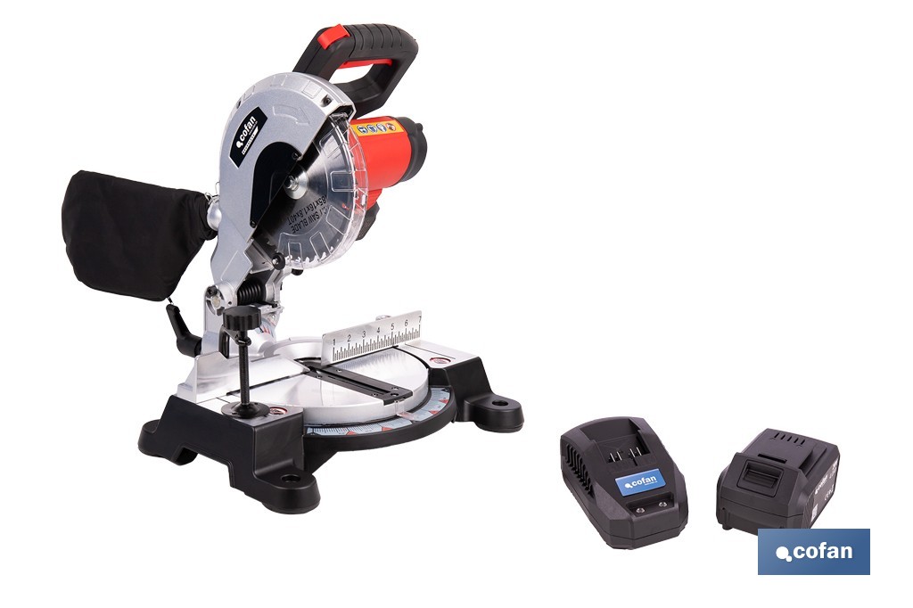 Ingletadora a batería 20 V con motor brushless | Corte máx. 105 mm, inclinación -45°/+45°, velocidad 3200 rpm | Incluye bolsa de polvo | Disponible con y sin batería y cargador - Cofan