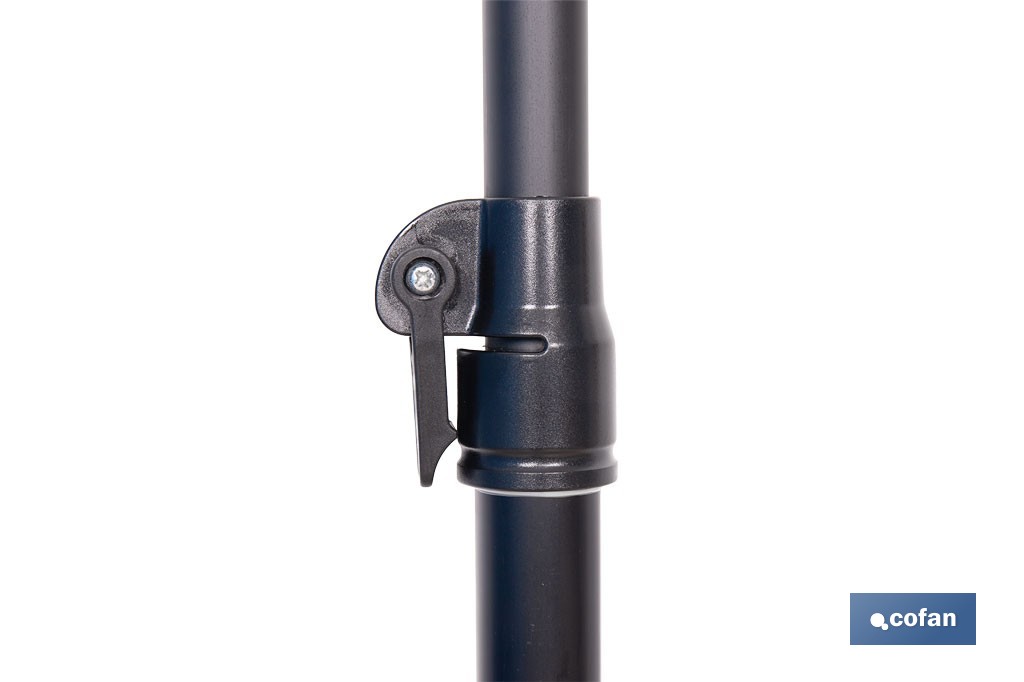 Pértiga extensible para tijeras de podar eléctricas | Ajustable desde 1,4 m hasta 2,07 m | Correa incluida y gatillo ergonómico - Cofan