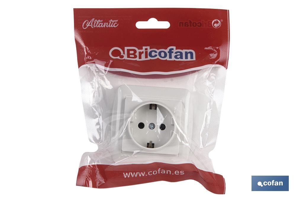 Base Bipolar de superficie | Modelo Atlantis | Color blanco | 16 A - 250 V | L-N - Cofan