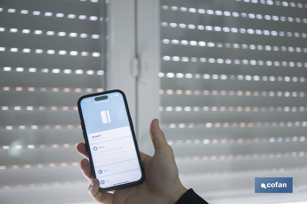 Sensor inteligente para puertas y ventanas | Conexión WiFi y Bluetooth | Funciona con aplicación Smart Life o Tuya | Compatible con Alexa y Google | Protección antirrobo - Cofan