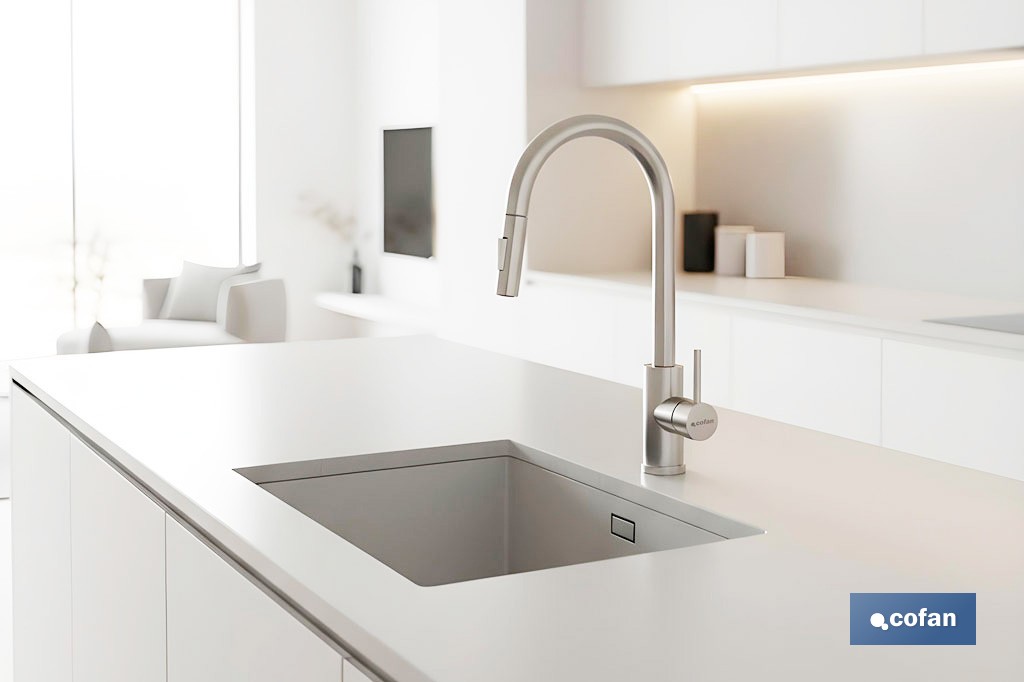 Grifo de cocina extensible con rociador de 2 funciones | Giratorio 360° | Cartucho cerámico de Ø35 mm y latiguillos de 50 cm | Disponible en diferentes acabados - Cofan