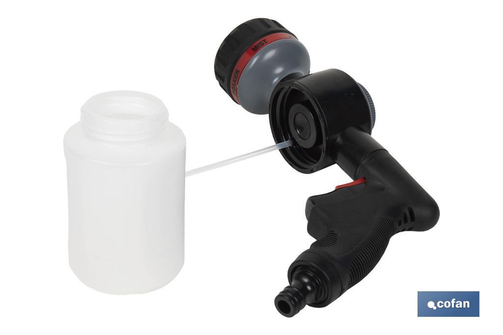 Pistola de riego con 6 posiciones ajustables y depósito para dispensador de jabón de 500 ml - Cofan