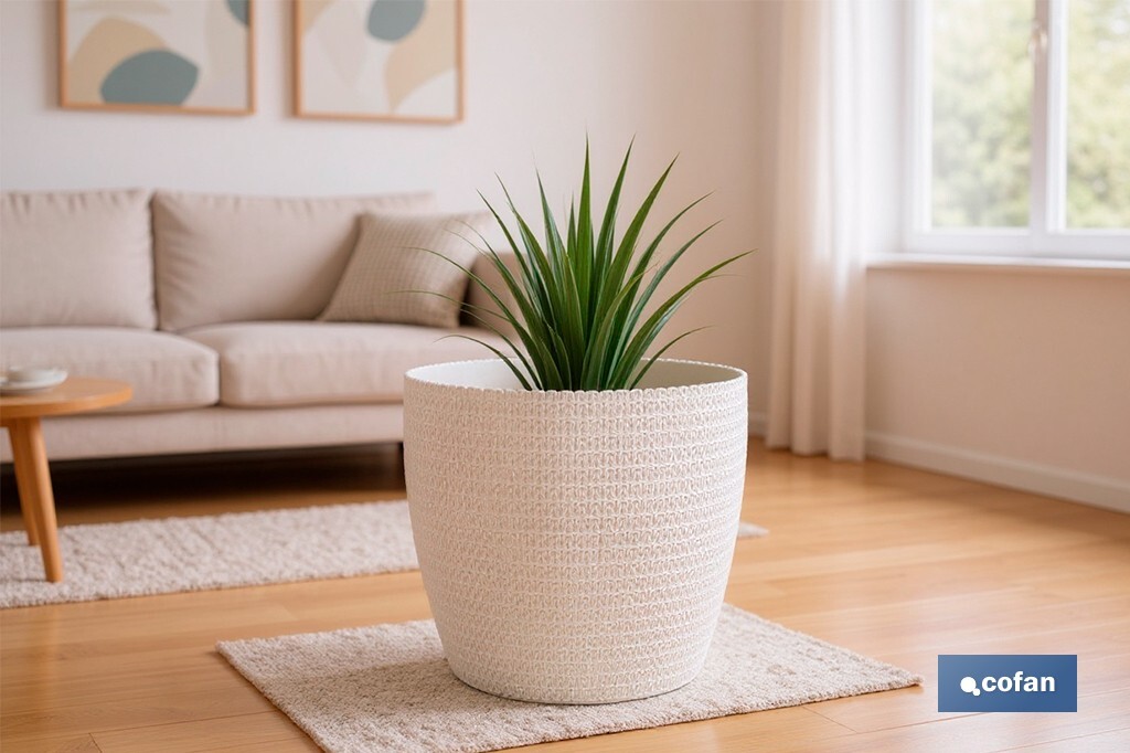 Decorative planters with woven design | UV resistant | Material: polypropylene | Available in different size and colours - Cofan