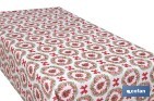 Rollo de mantel resinado antimanchas con lazos y piñas | Materiales: 75 % algodón y 25 % poliéster | Diseño navideño, fácil de limpiar - Cofan