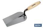 Forged bucket trowel, Sevilla Model | Length: 180mm | Suitable for construction industry | Wooden handle - Cofan