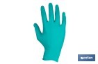 Caja de 100 guantes de nitrilo desechables de color verde, sin polvo, de alta resistencia y protección profesional | Disponible en diferentes tallas - Cofan
