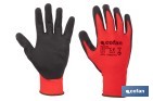 Guanti rivestiti di nitrile Modello Sandy Coating | Ideali per il settore automobilistico, edile e per maneggiare oli - Cofan