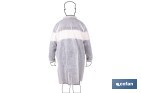 Disposable white gown | Material polypropylene | Colour: white | Hook and loop fastener and elastic cuffs | One size fits all - Cofan