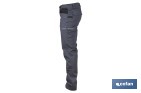Pantalón de trabajo modelo Loki en gris | Elástico, ligero con múltiples bolsillos | Materiales: 65 % poliéster, 32 % algodón | Disponible en amplio rango de tallas - Cofan