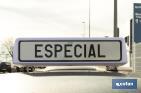 Sinal de aviso de acompanhamento de veículo especial V21 | Material: resina - Cofan