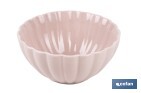 Vajilla de porcelana esmaltada en color rosa nude con diseño en relieve | Set de 16 piezas | Apta para lavavajillas, microondas y horno - Cofan