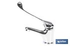 Grifo de lavabo con maneta higiénica larga | Grifo monomando con acabado cromado | Adecuado para hostelería y centros sanitarios - Cofan
