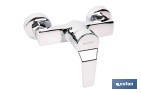 Grifo monomando para bañera con acabado cromado | Incluye excéntricas, embellecedores y cartucho cerámico de 40 mm - Cofan