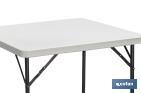 Table pliante carrée de couleur blanche | Poids maximal : 120 kg | Appropriée pour 6 personnes | Dimensions ouverte : 88 x 88 x 74 cm  - Cofan