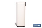 Cubo de basura beige con pedal y cubo interior | Papelera metálica para baño y cocina con cierre suave | Recubrimiento antihuellas | Disponible en diferentes capacidades - Cofan
